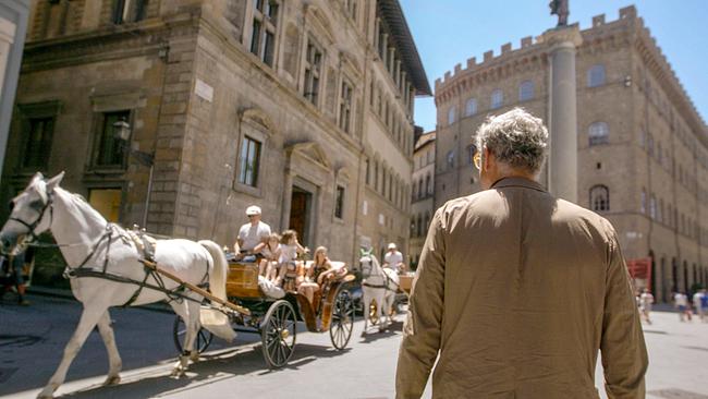 © ORF/3B Produktion/Philipp Baben der Erde Der Kunst-Experte Antonio Forcellino unterwegs in Florenz, der Stadt wo sich Leonardo und Michelangelo künstlerisch duellierten
