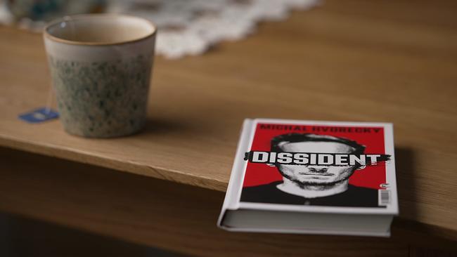 Michal Hvoreckys Buch "Dissident"