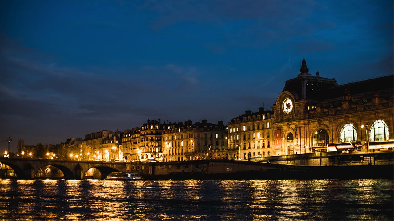 Das Musée d’Orsay an der Seine 