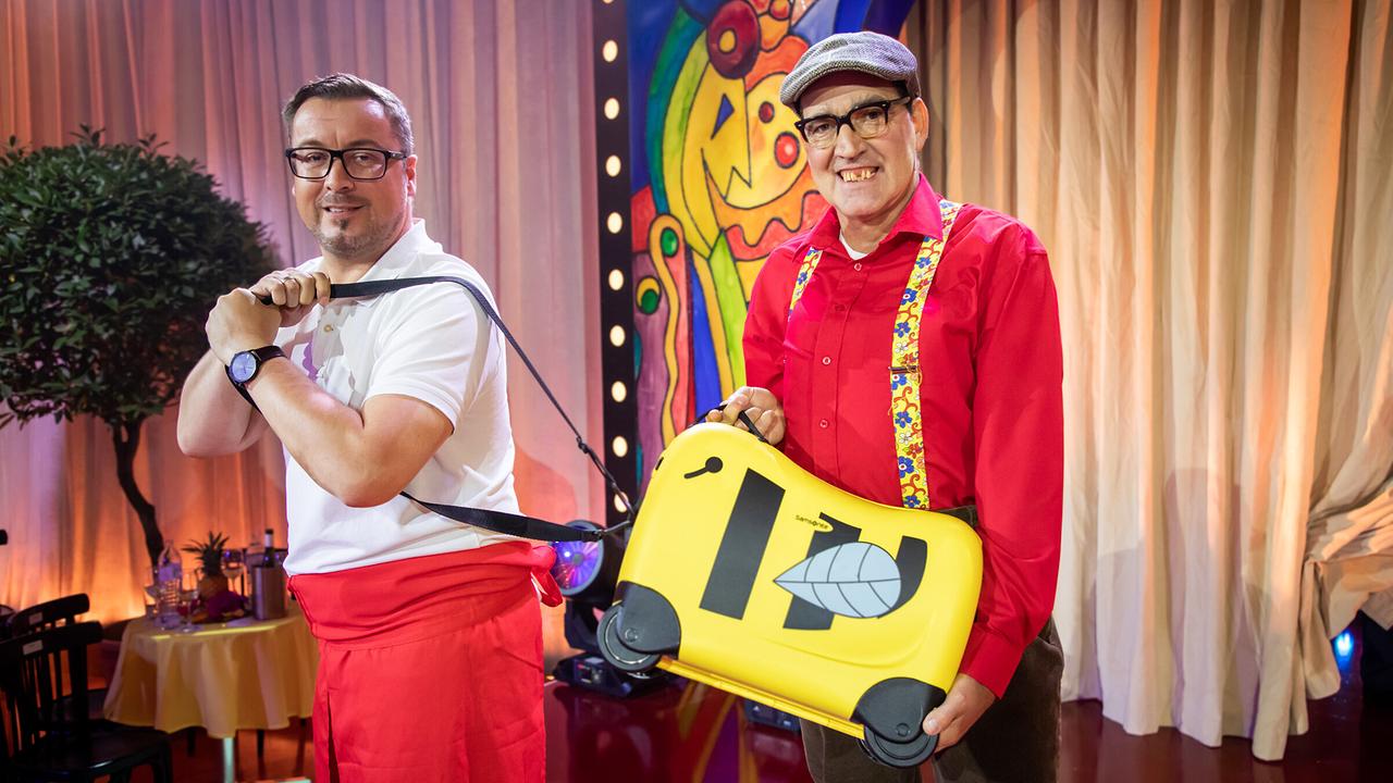 "Narrisch guater Sommer (1)": Feldkirchner Faschingsklub - "Scherzinger im AMS Warteraum": Peter Michael Kowal, Walter Vaschauner