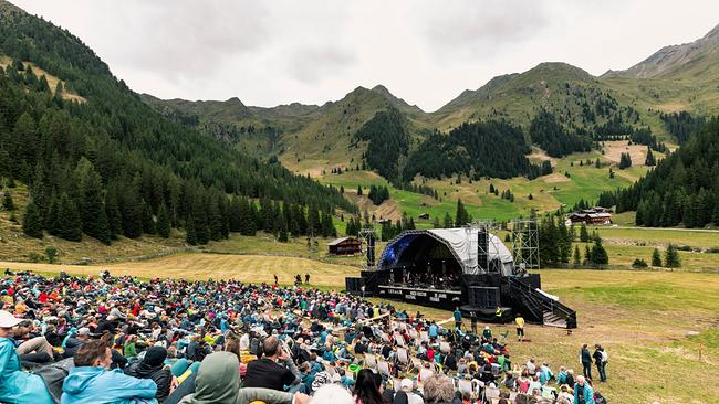 Das Hoch Kultur Festival auf der Unterstaller Alm in Innervillgraten (Osttirol) 