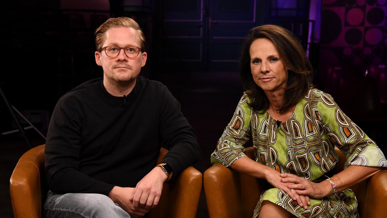 © ORF/Hubert Mican "Vera" am 6.10.2023: Michael Ströck, Vera Russwurm