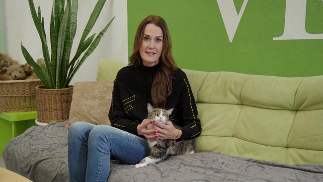 © ORF/Degn Film Maggie Entenfellner stellt im Tierheim Krems folgende Tiere vor, das ein neues Zuhause suchen: das Kaninchen-Duo Hildegard und Hans Peter, den Labradormischling Balu, das Hunde-Duo Sümbül und Reis und Katze Lexi mit einer besonders schicksalshaften Geschichte.
