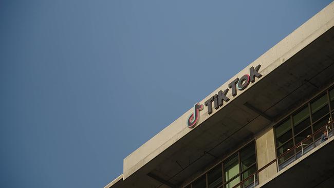 TikTok ist mit mehr als 1,7 Milliarden Nutzern die mächtigste Plattform der Welt.