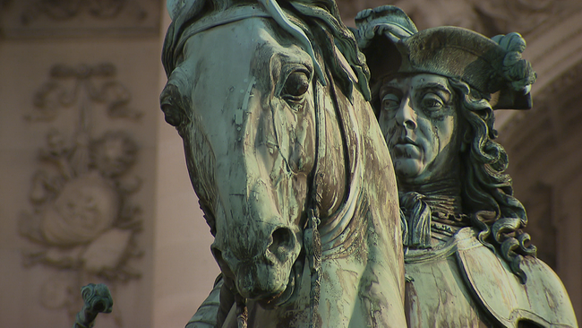 © ORF NÖ Statue Prinz Eugen auf einem Pferd