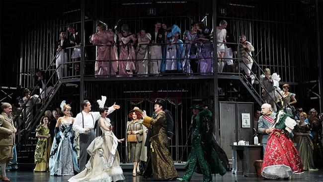 © MusikTheater an der Wien/Karl Forster "Die Fledermaus" 2025 MusikTheater an der Wien