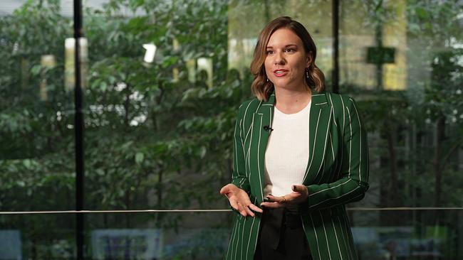 © ORF ORF-Journalistin und ZIB YouTube-Host Kathrin Pollak im Interview