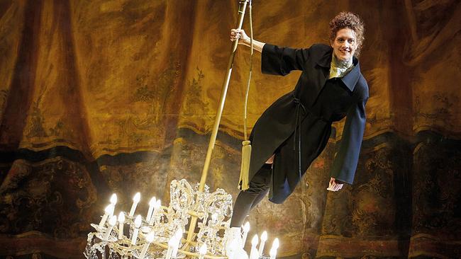 Julia Riedler als Else in „Fräulein Else“ 