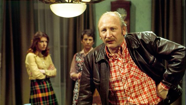 TV-Still. Ein echter Wiener geht nicht unter