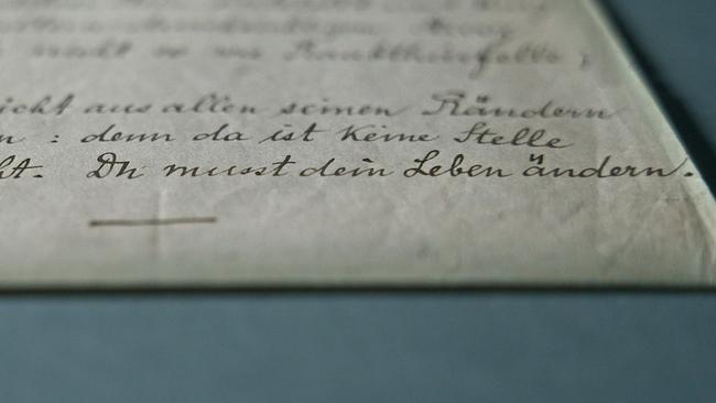 Rainer Maria Rilkes Handschrift: "Du musst dein Leben ändern"