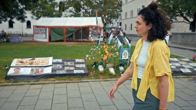 Hannah Veiler, Präsidentin der Jüdischen Studierendenunion Deutschland, vor LMU München