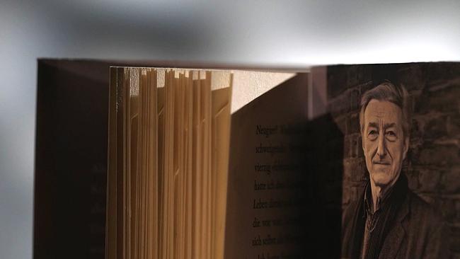 Julian Barnes auf Buch