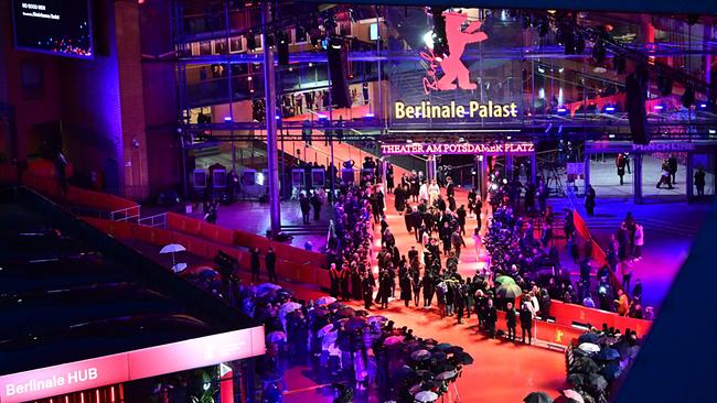 Berlinale Eintreffen der Gäste vor dem Berlinale Palast