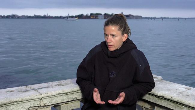 Florentina Holzinger in Venedig im Interview