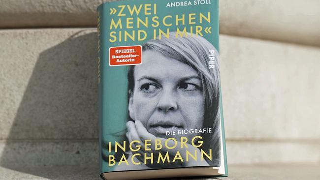 Buchcover: "Zwei Menschen sind in mir. Ingeborg Bachmann"
