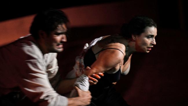 © Salzburger Festspiele/Thomas Aurin Jonathan Tetelman und Asmik Grigorian in "Carmen" 2026