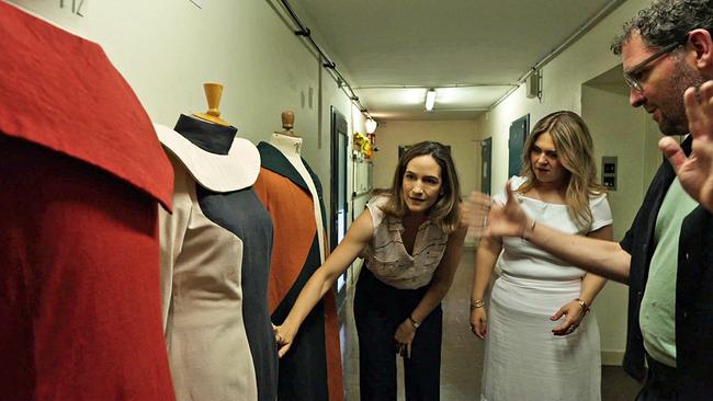 © ORF Christina Nilsson und Kate Lindsey im Kostümfundus