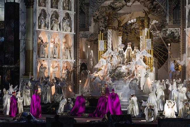 Oper Tosca im Steinbruch St. Margarethen