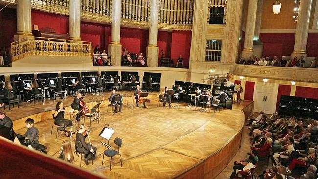 © ORF Konzert "11 000 Saiten"