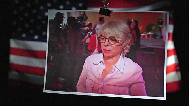 Jill Lepore Foto vor USA Flagge
