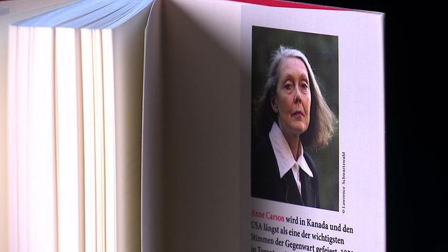 Anne Carson Foto und Klappentext von Buch "Rot"