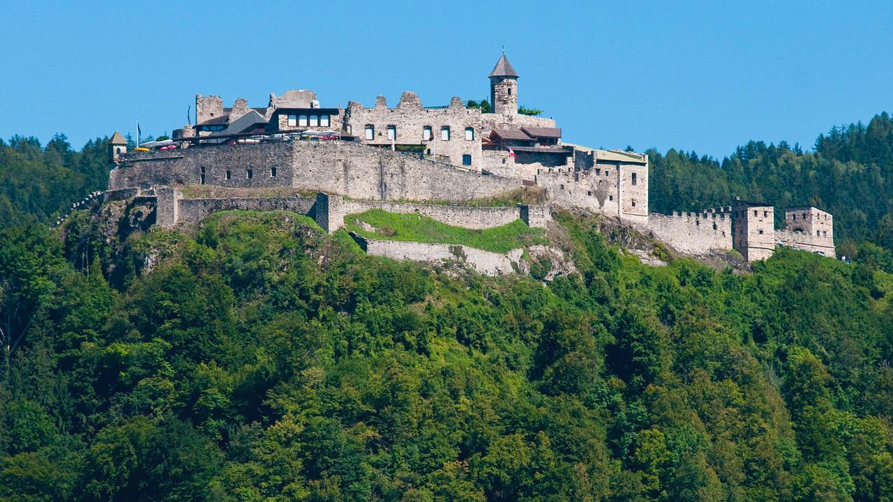 9 Plätze - 9 Schätze: So schön ist Österreich: Burg Landskron