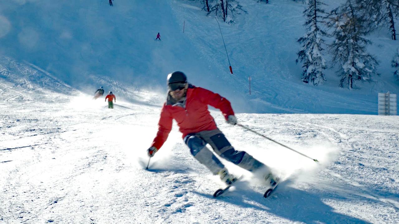 Ex-Skirennläufer Hermann Maier auf der Skipiste