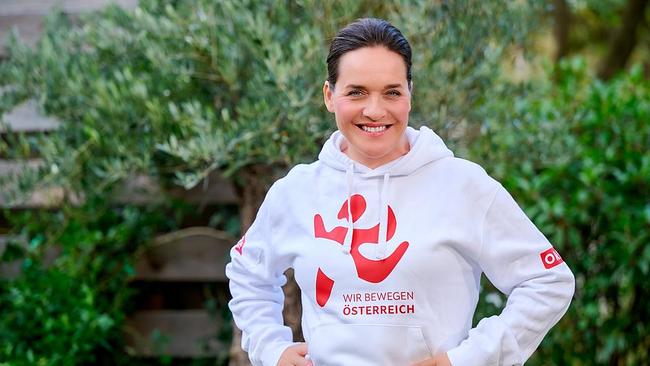 Eva Pölzl im Sportoutfit "Wir bewegen Österreich"