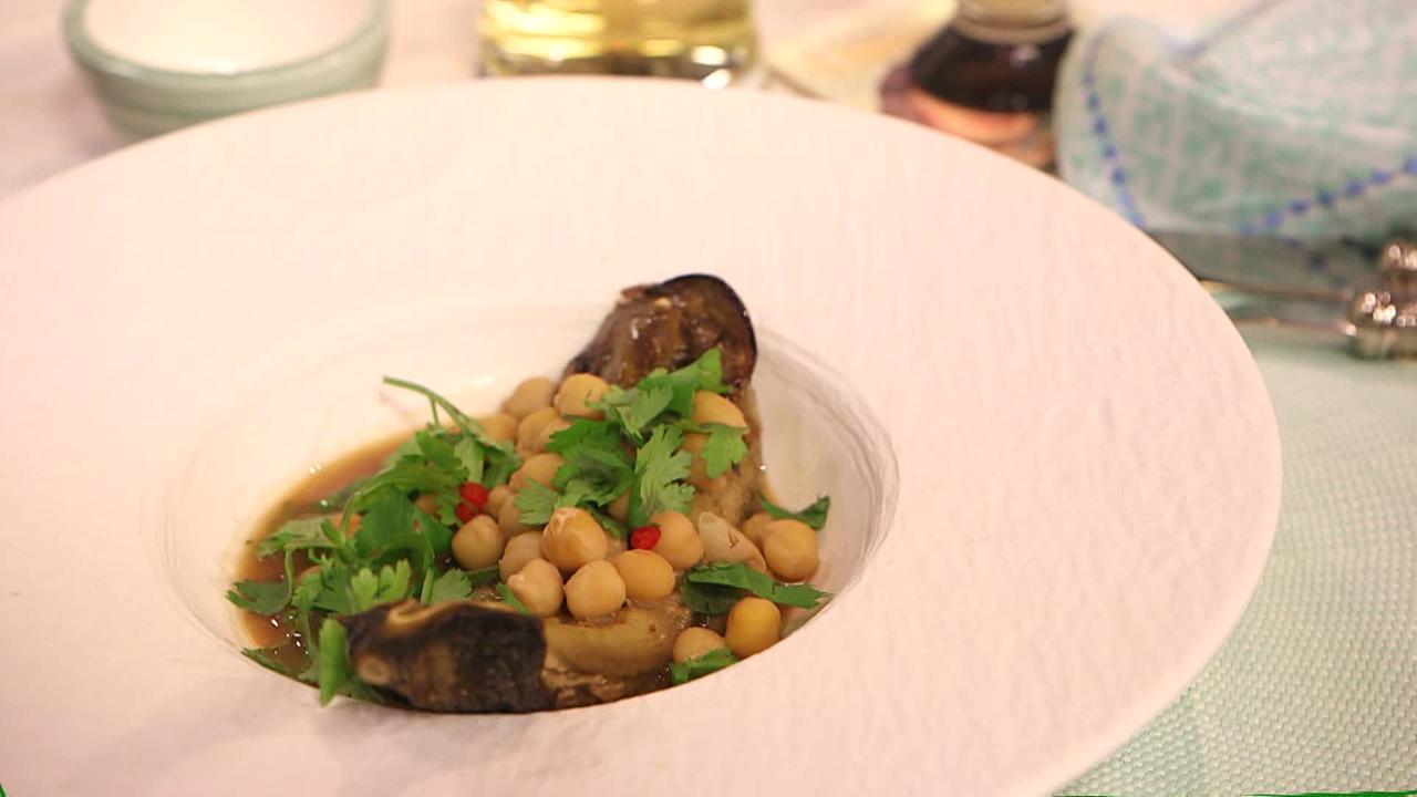 Melanzani mit Kichererbsen