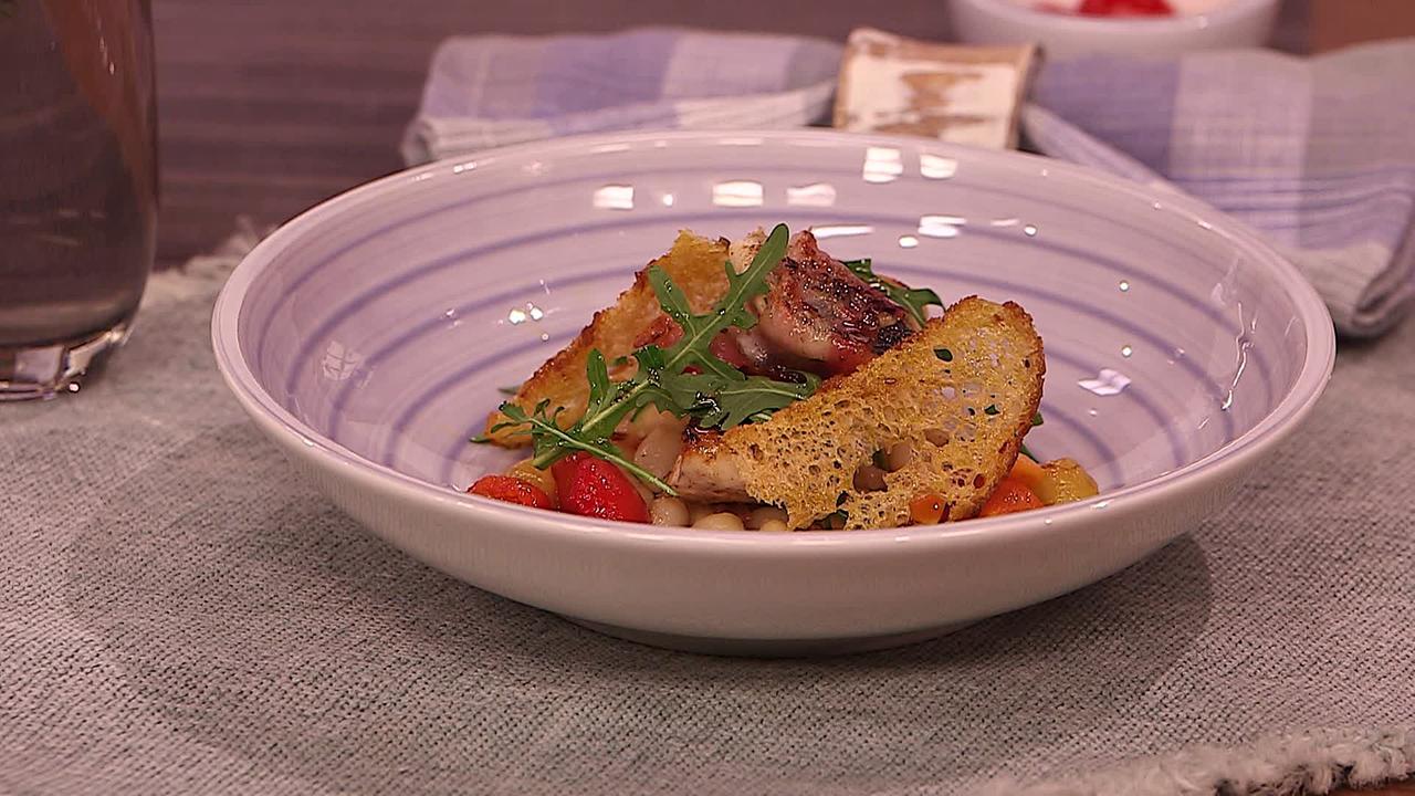 Bohnensalat mit Pancetta und gebratenem Zander