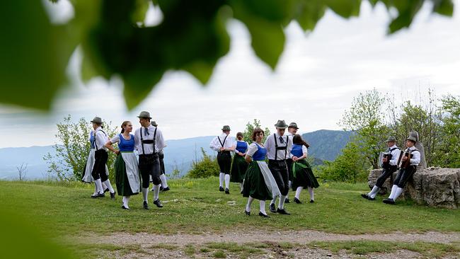 © Silvia Schneider GmbH Volkstanzgruppe Enzian