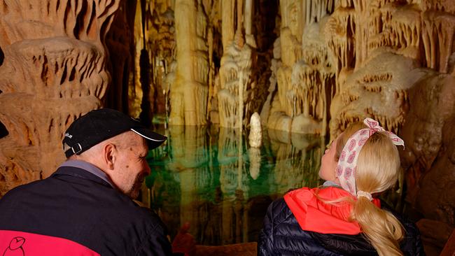 Silvia Schneider und Fritz Geissler im Katerloch