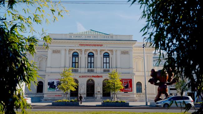 Albertina - Eine Sammlung schreibt Geschichte/Albertina - Modern von Aussen