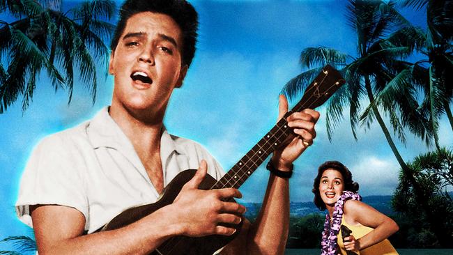 Im Bild: Elvis Presley (Chad Gates), Joan Blackman (Maile Duval).
