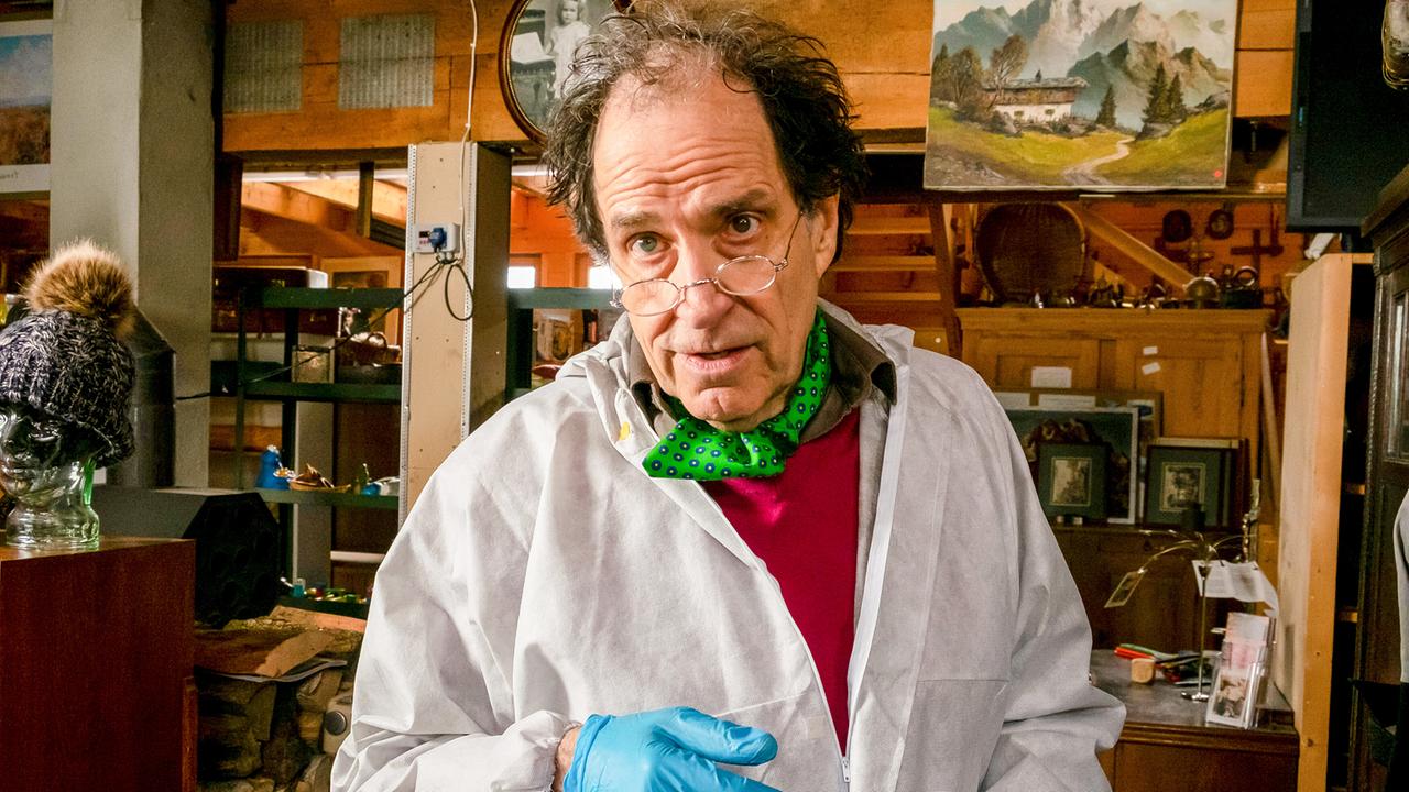 © ORF/ZDF/Erika Hauri Prof. Emerald Spindler war einst Mentor der Pathologin Dr. Geiger, die momentan auf Fortbildung in den USA weilt.