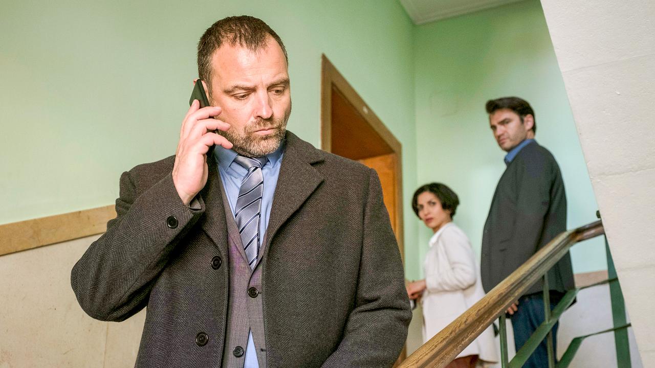 Branka und Emil ermitteln zwar gemeinsam mit Stojan Manojlović, spielen aber Katz-und-Maus miteinander.