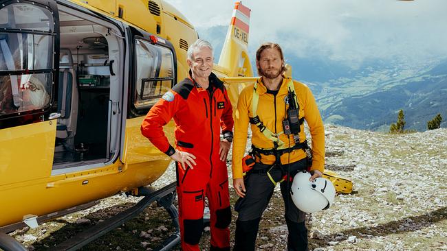 Bergretter Markus Kofler und Pilot Michael Dörfler geben alles, um Menschen in Not zu helfen.