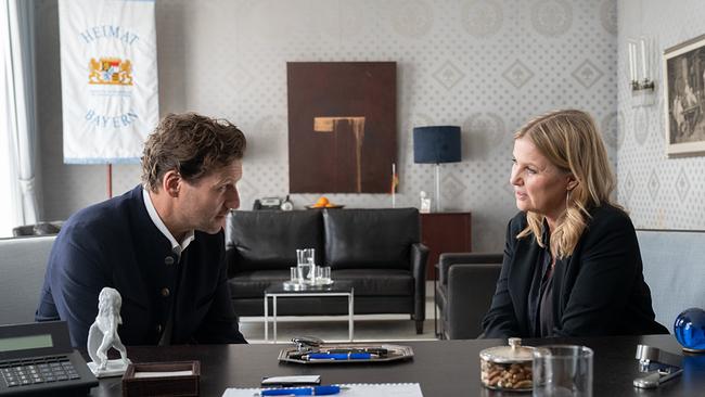 © ORF/ZDF/Michael Marhoffer Der sympathische Staatssekretär Thomas Faber hat auffallendes Interesse daran, dass der Fall als gelöst gilt.