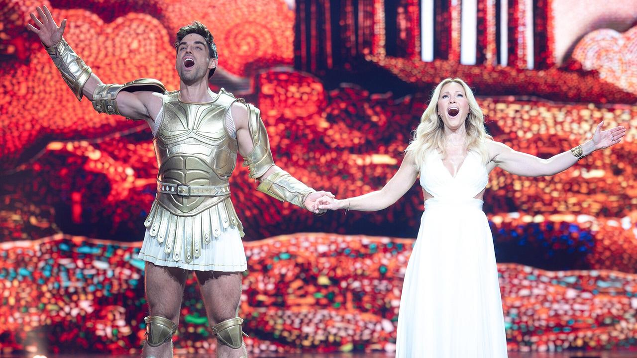 "Die Helene Fischer Show 2024": Herkules Darsteller Philipp Büttner und Helene Fischer