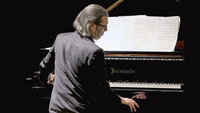 Vladimir Jurowski am Klavier