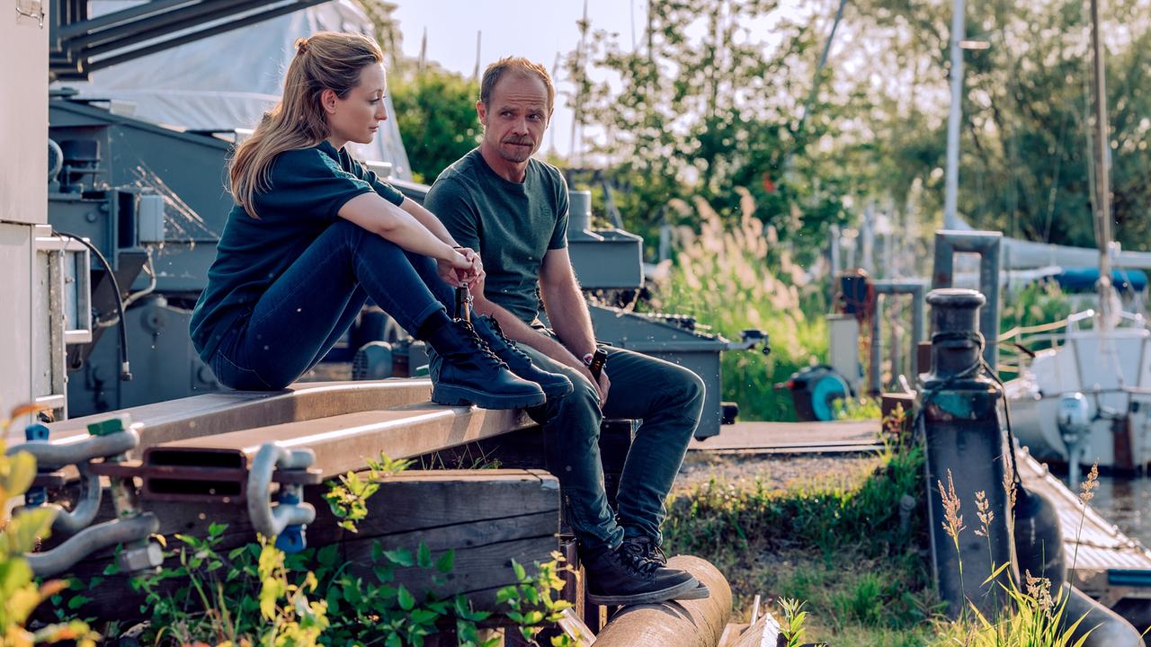 "Die Toten vom Bodensee – Nachtschatten": Alina Fritsch (Luisa Hoffmann), Matthias Koeberlin (Micha Oberländer)