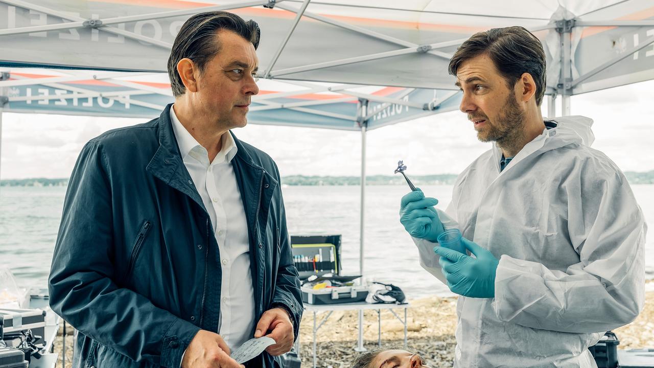 "Die Toten vom Bodensee – Der Wunschbaum": Hary Prinz (Thomas Komlatschek), Stefan Pohl (Thomas Egger)