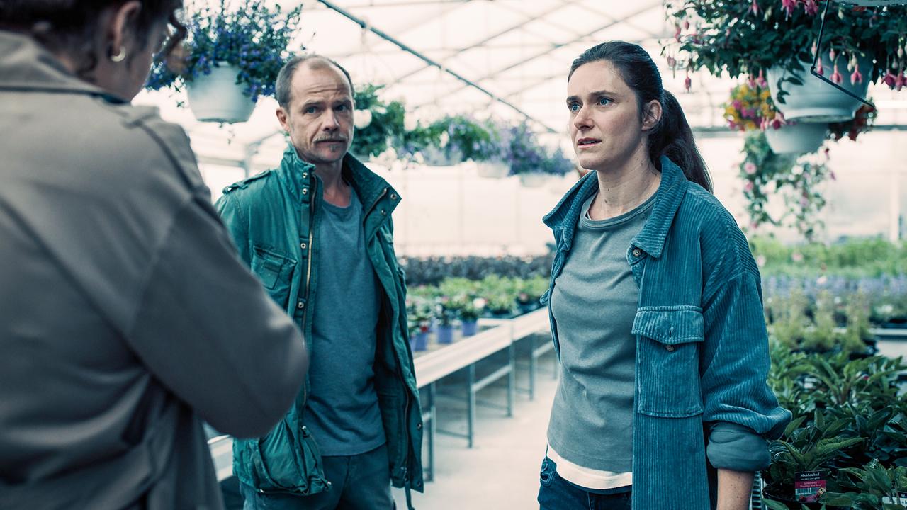 "Die Toten vom Bodensee – Der Wunschbaum": Matthias Koeberlin (Micha Oberländer), Miriam Stein (Saskia Prixner