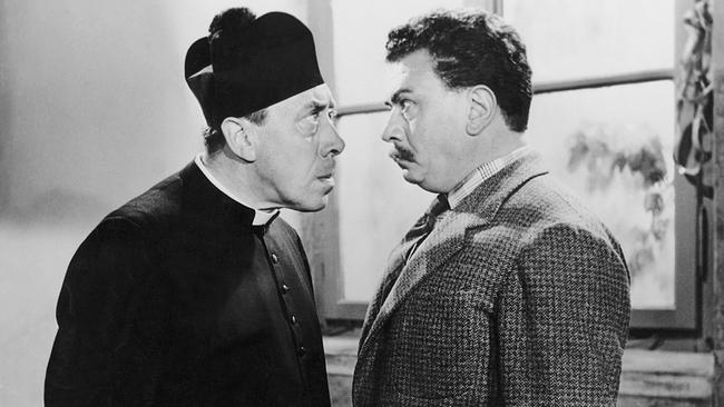 Im Bild: Fernandel (Don Camillo), Gino Cervi (Peppone).