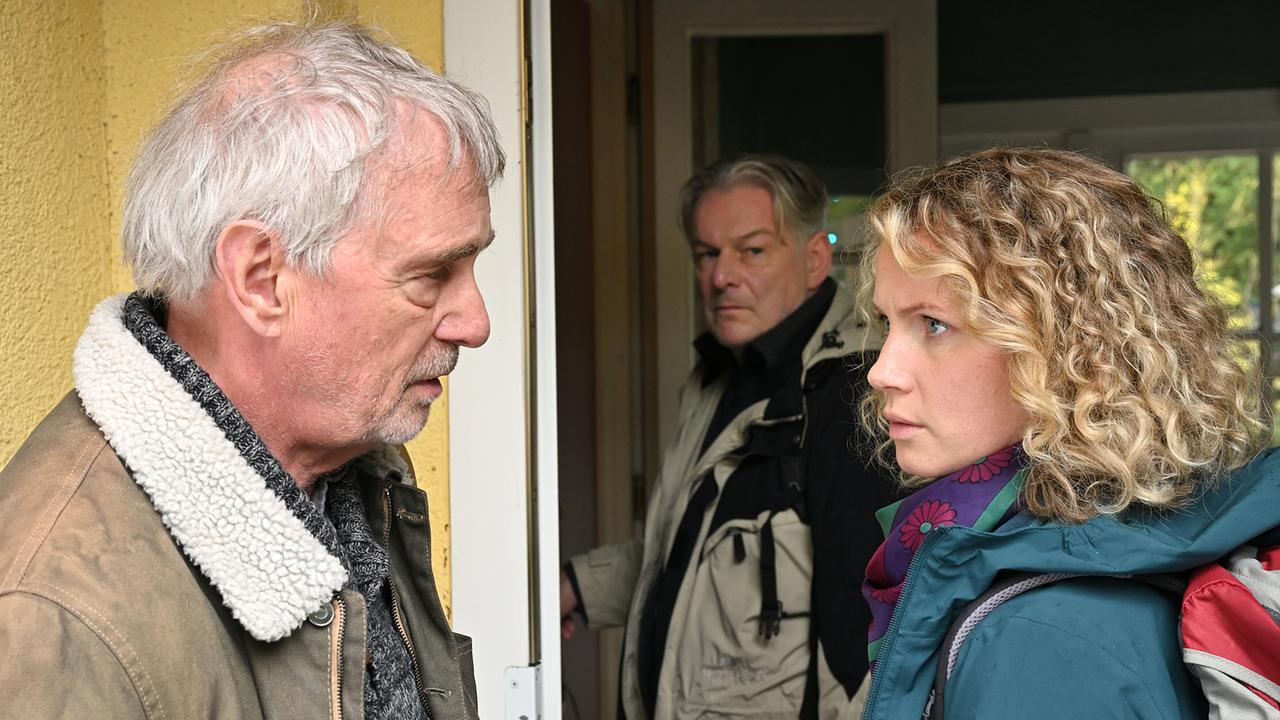 Felix Uhlich, Benedict Wagner und Maike Langer waren auf dem Jakobsweg wandern und übernachten in einer Pilgerherberge.