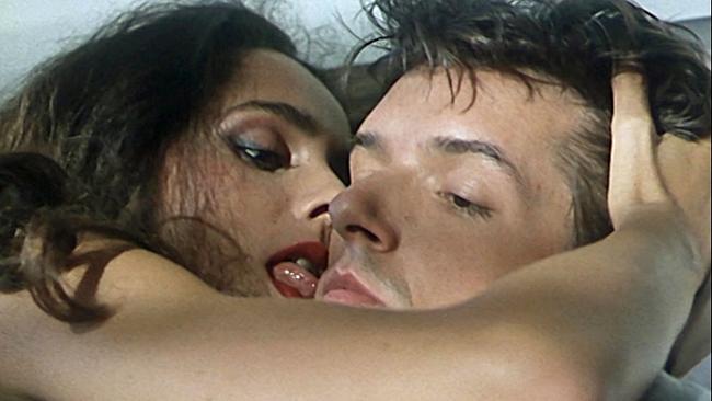 © ORF/Cinecoop-Film Laszives Züngeln: Falco mit „Playmate“ Brigitta Cimarolli