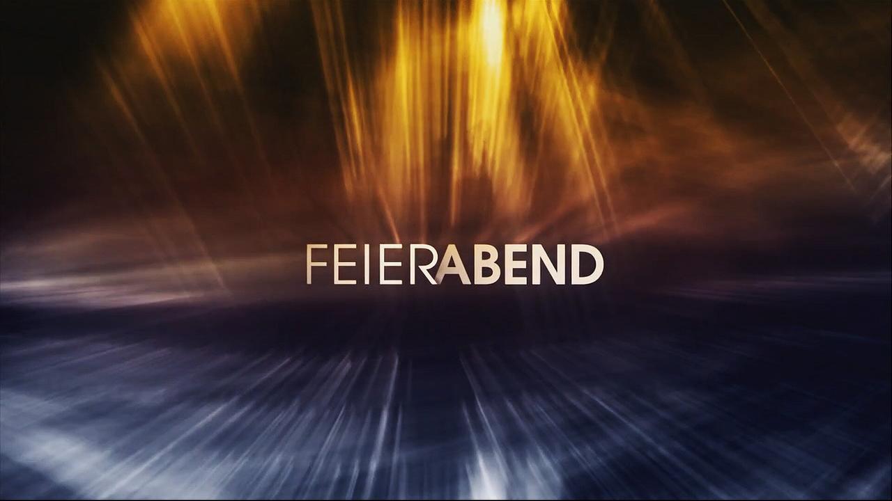 Ein  abstrakter Hintergrund in Gold- und Blautönen mit dem Schriftzug „FEIERABEND“ im Zentrum