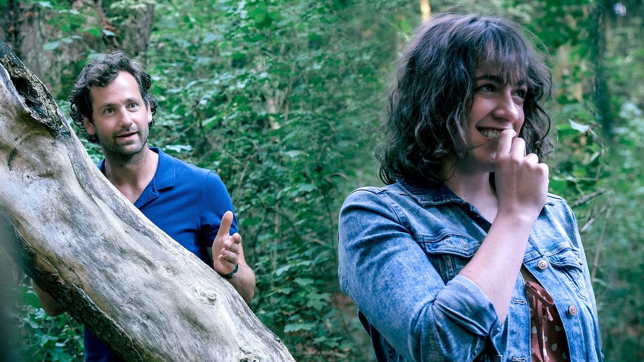 "Gesicht der Erinnerung": Florian Stetter (Jacob) und Judith Altenberger (Christina, jung) im Wald