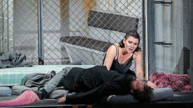 Giulio Cesare in Egitto - ein barocker Thriller in drei Akten: Akt II - Verhängnisvolle Allianzen: Olga Kulchynska (Cleopatra), Christophe Dumaux (Giulio Cesare)