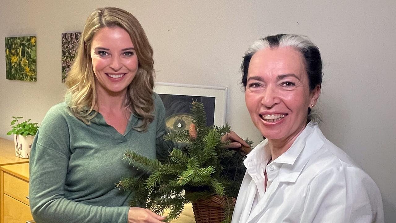 "G´sund in Österreich: Der Wald, Medizin für alle Sinne": Dr. Christine Reiler mit Dr. Gerda Dorfinger.